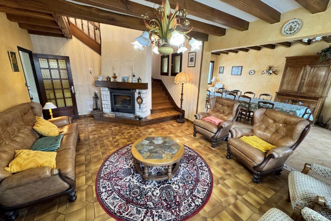 Photo of Livingroom in Change
