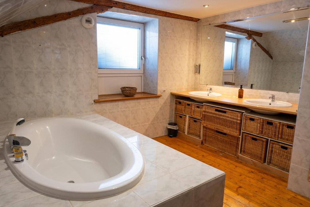 Photo of Bathroom in Cernay