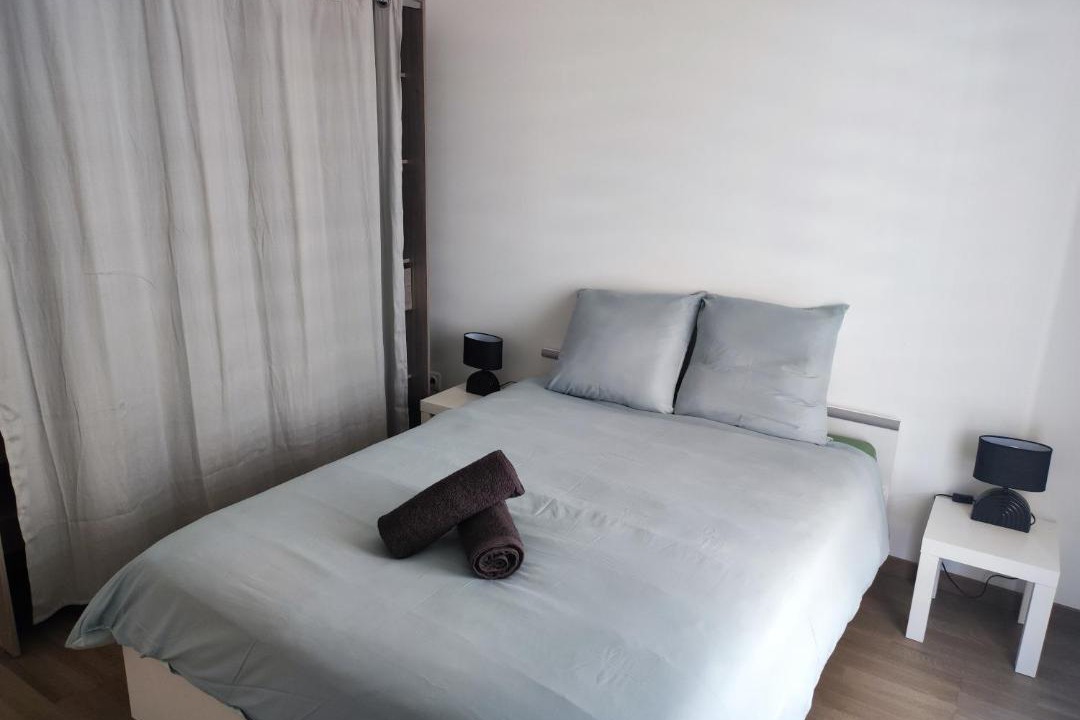 Photo of Bedroom in Faubourg-Raines