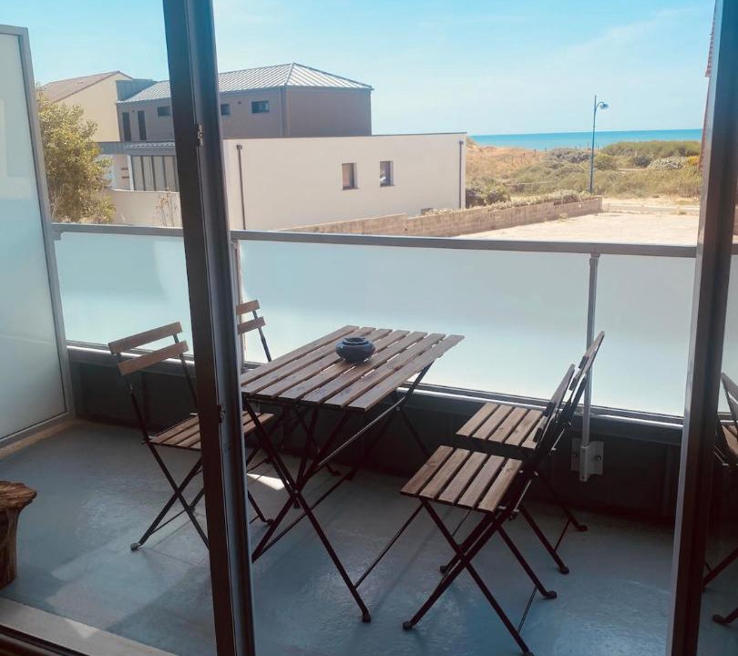 Photo of Patio Balcony in Sainte-Cecile-Plage