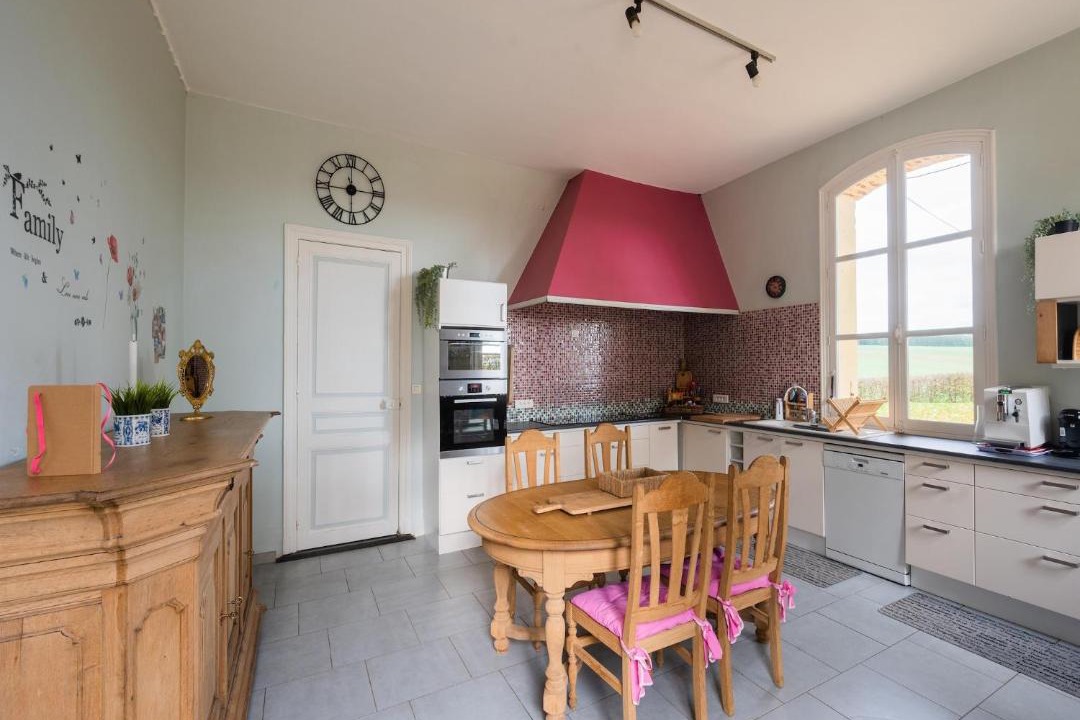 Photo of Kitchen in Pouru-Saint-Remy