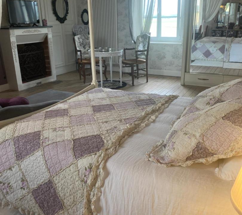Photo of Bedroom in Douains
