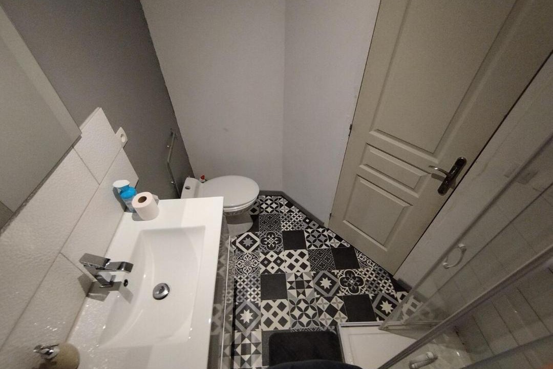 Photo of Bathroom in Ernee