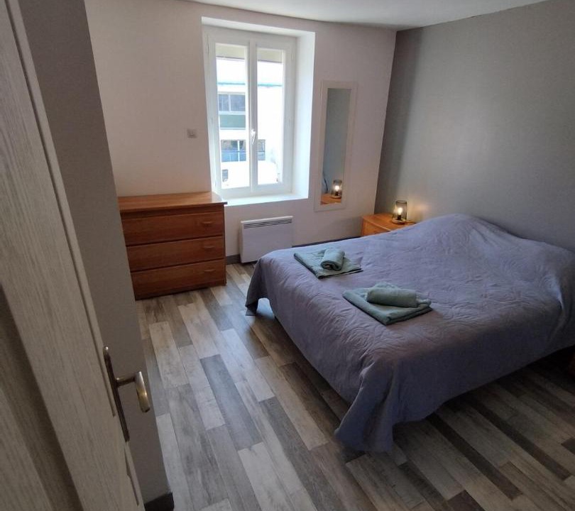 Photo of Bedroom in Ernee