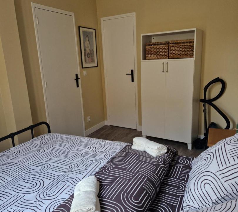 Photo of Bedroom in Saint-Denis