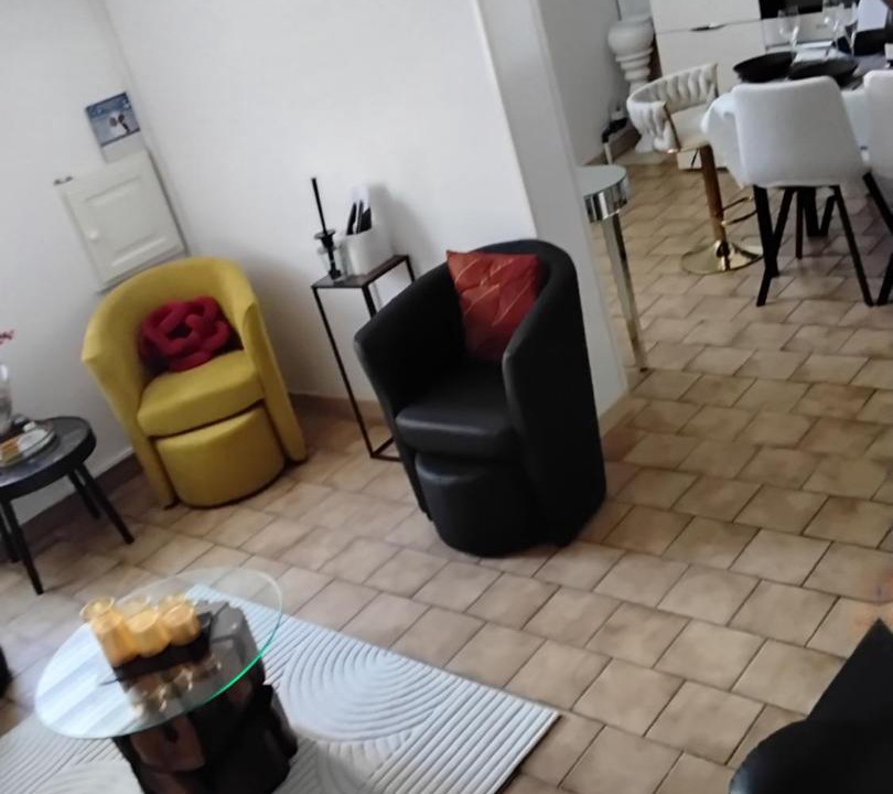 Photo of Livingroom in Ay