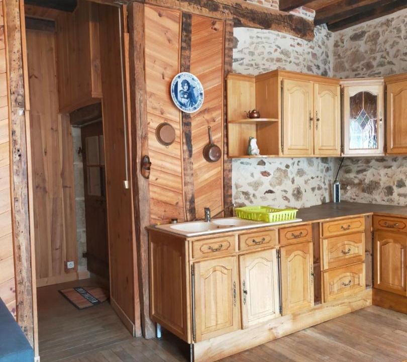 Photo of Kitchen in Saint-Benoit-du-Sault
