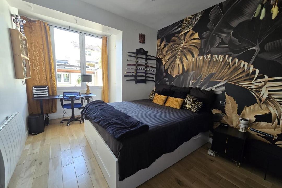 Photo of Bedroom in Plateau - Mont-Valerien