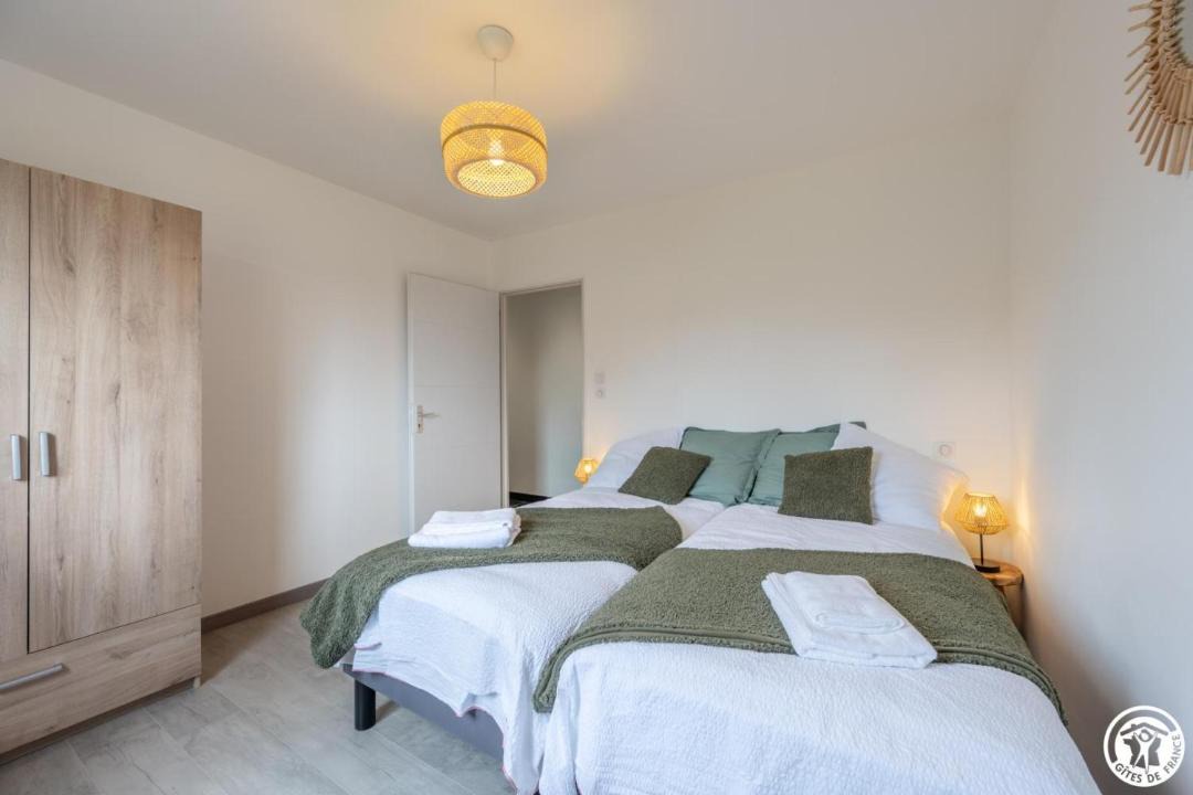 Photo of Bedroom in Omecourt