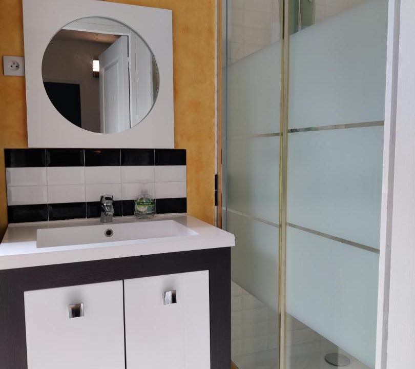 Photo of Bathroom in Pont-Sainte-Maxence