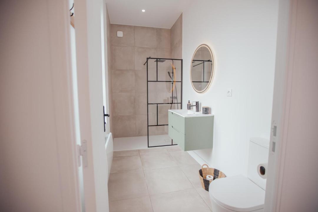 Photo of Bathroom in Cambrai