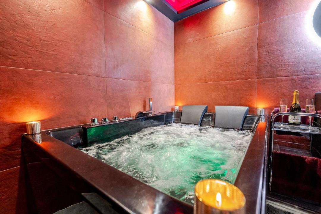 Photo of Bathroom in Margny-les-Compiegne