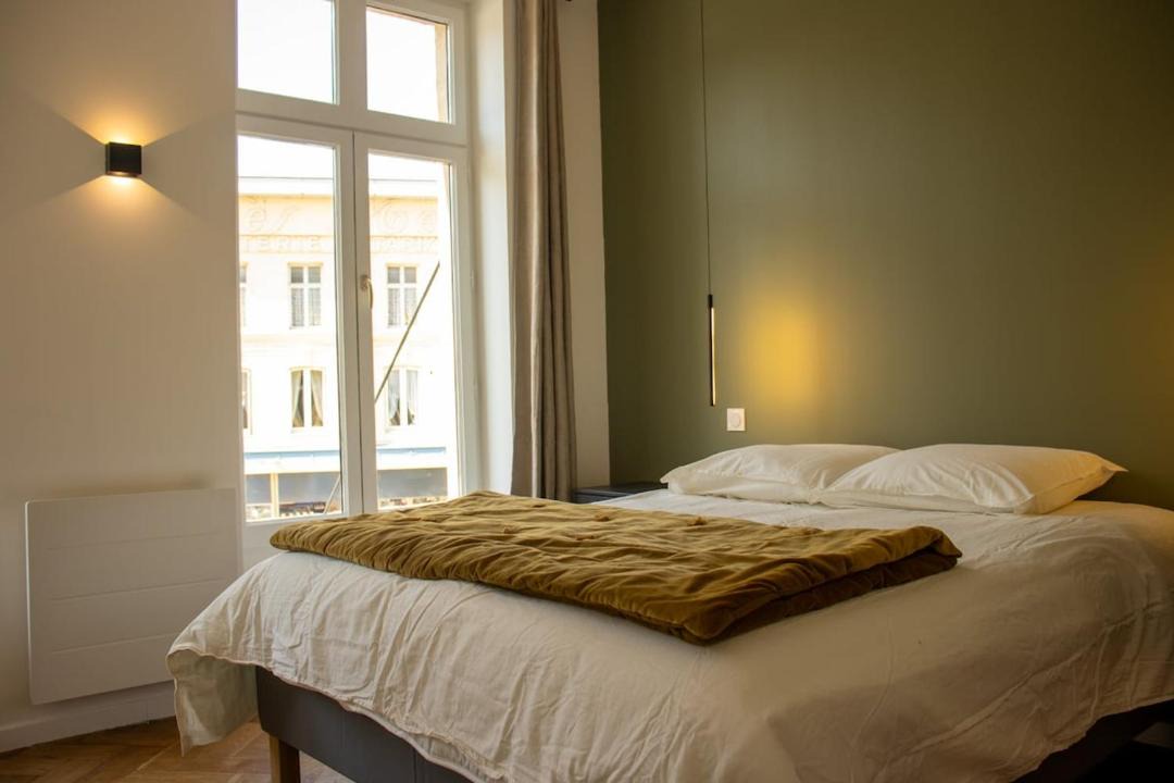 Photo of Bedroom in Charleville-Mezieres