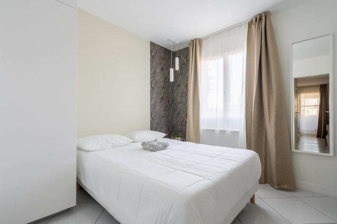 Photo of Bedroom in Tremblay-les-Gonesse