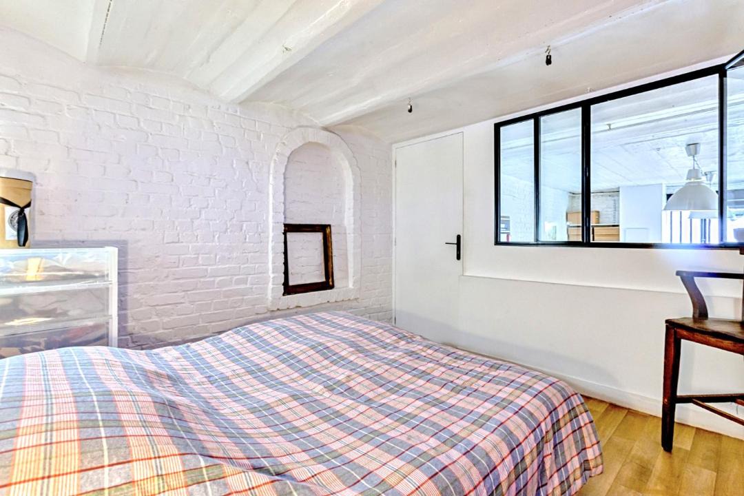 Photo of Bedroom in Clichy