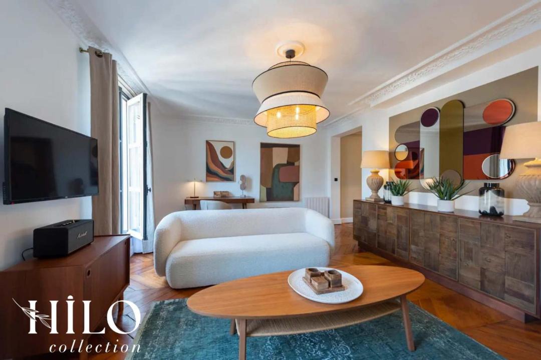 Photo of Livingroom in 2nd Arrondissement