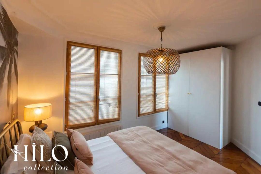 Photo of Bedroom in 2nd Arrondissement