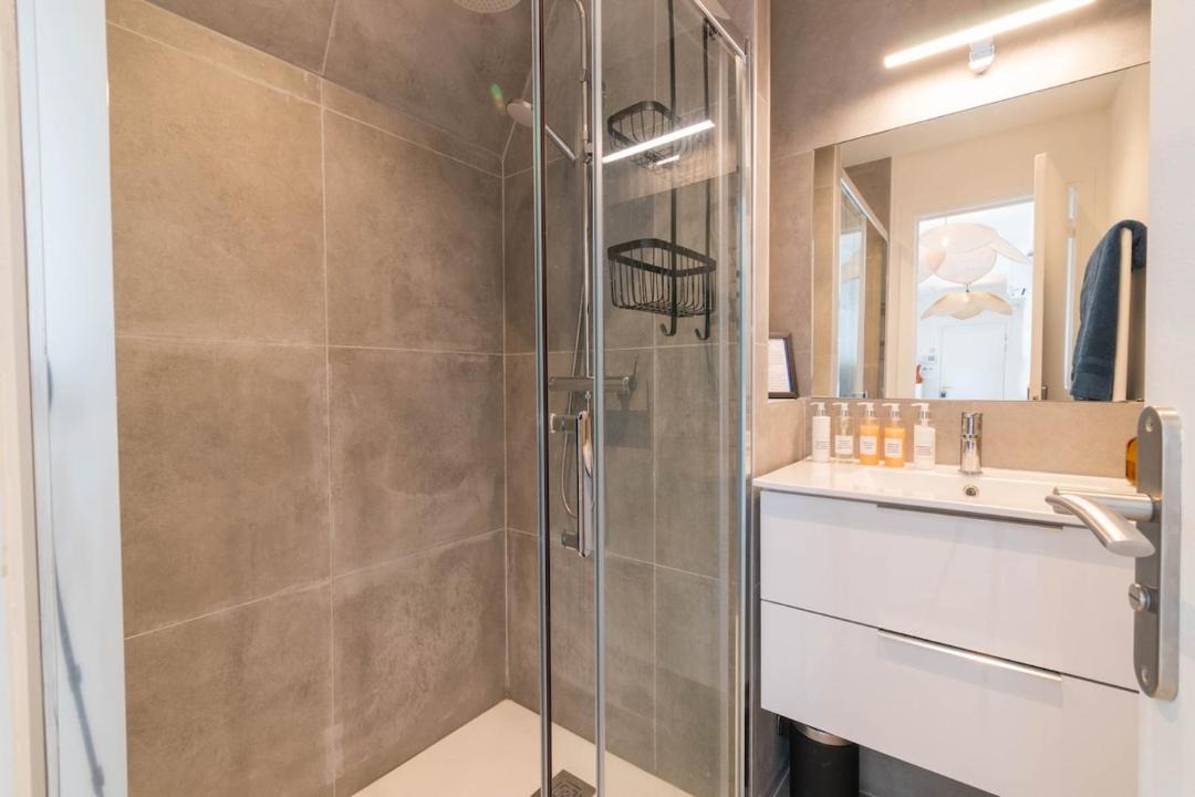 Photo of Bathroom in Chaussee-d'Antin