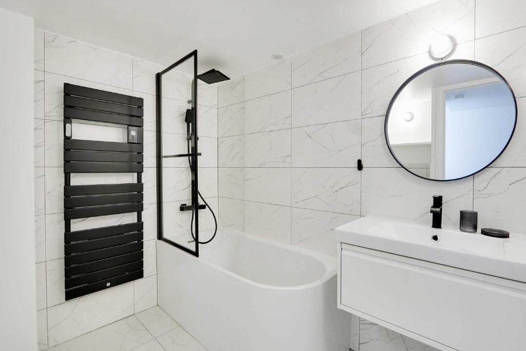 Photo of Bathroom in 11th Arrondissement