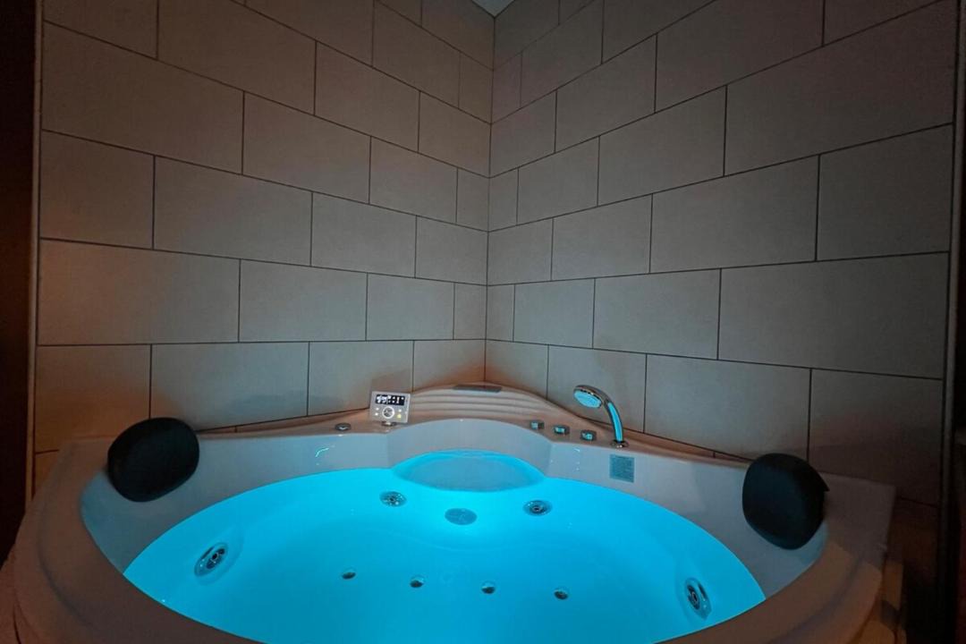 Photo of Bathroom in La Celle-sur-Morin