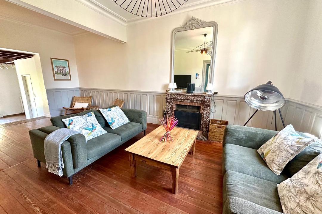 Photo of Livingroom in Sailly-Flibeaucourt