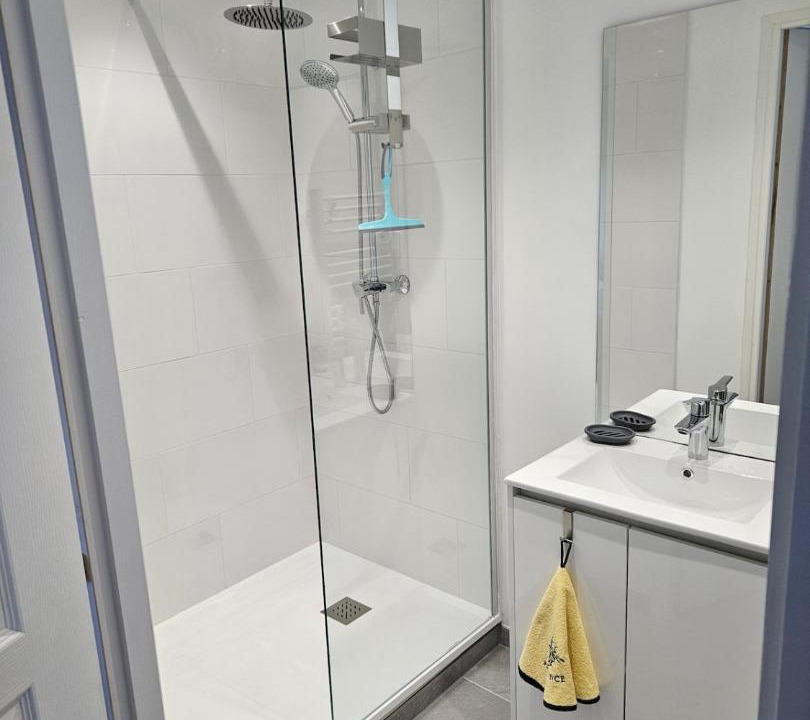 Photo of Bathroom in Quesques
