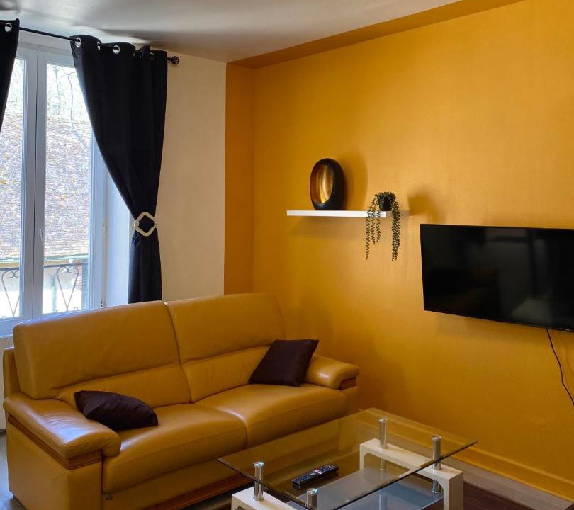 Photo of Livingroom in Saint-Amand-en-Puisaye