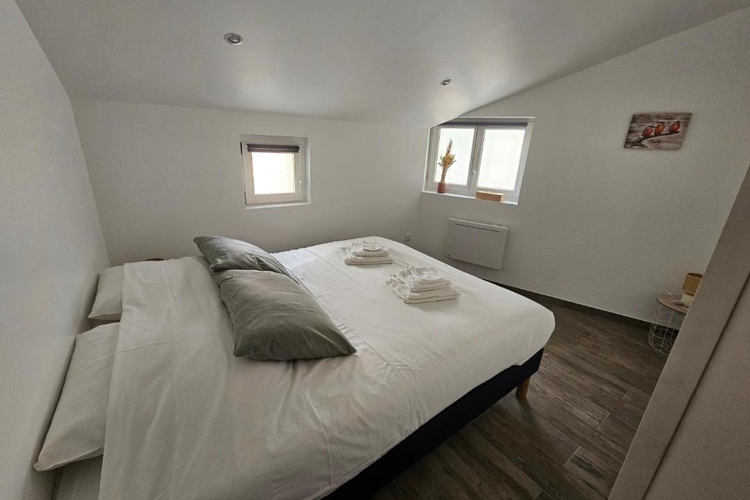 Photo of Bedroom in Rue