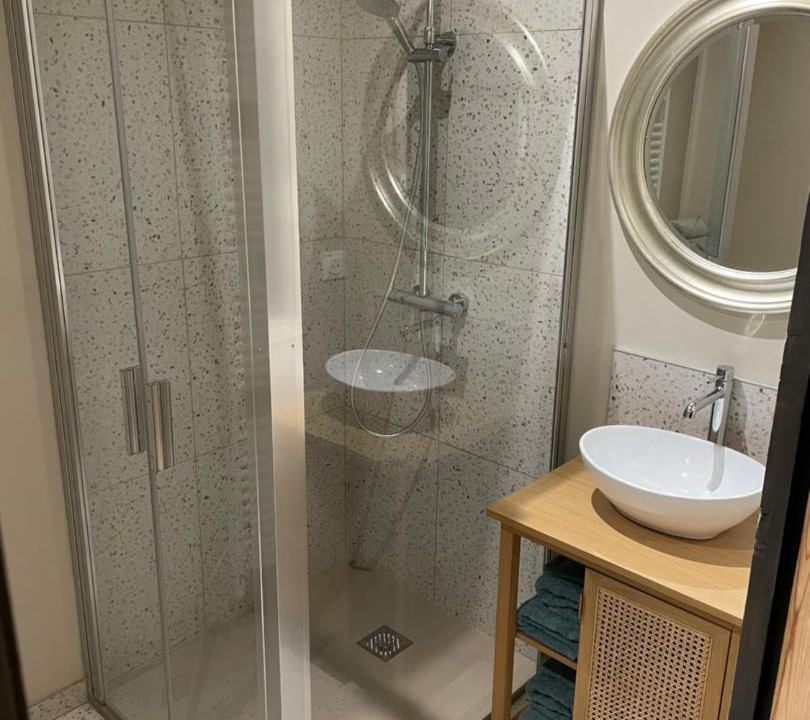 Photo of Bathroom in Estaires