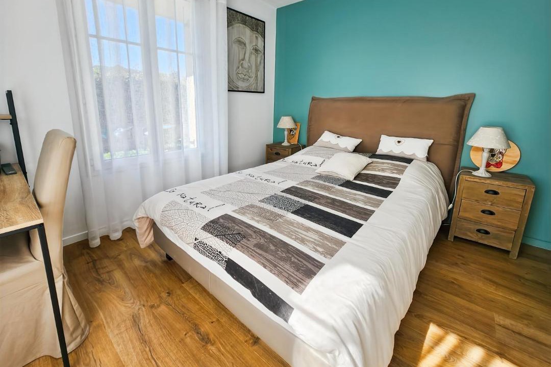 Photo of Bedroom in Magny-le-Hongre