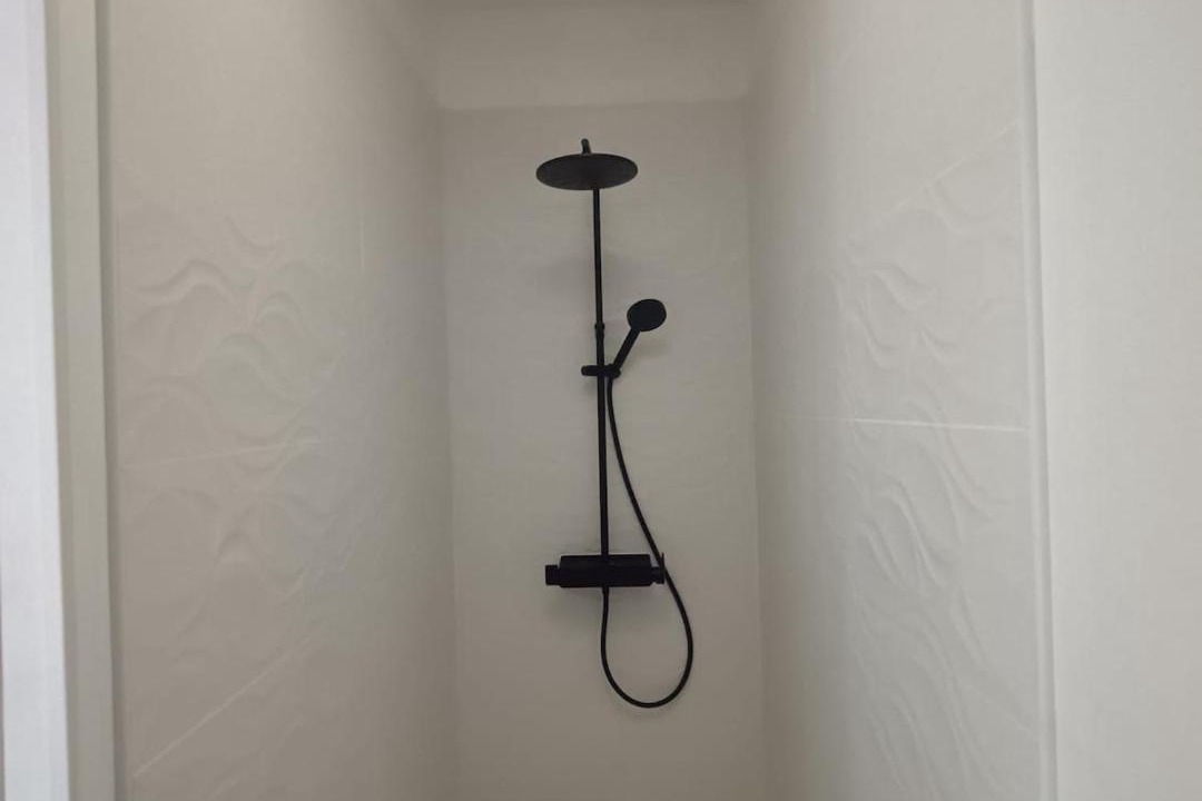 Photo of Bathroom in Anatole France Danton