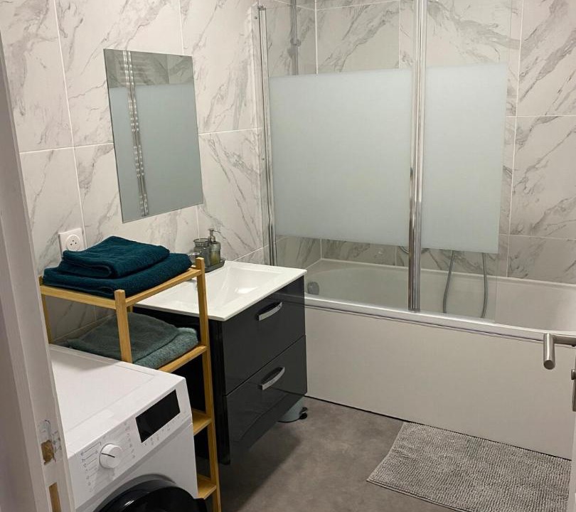 Photo of Bathroom in Seclin