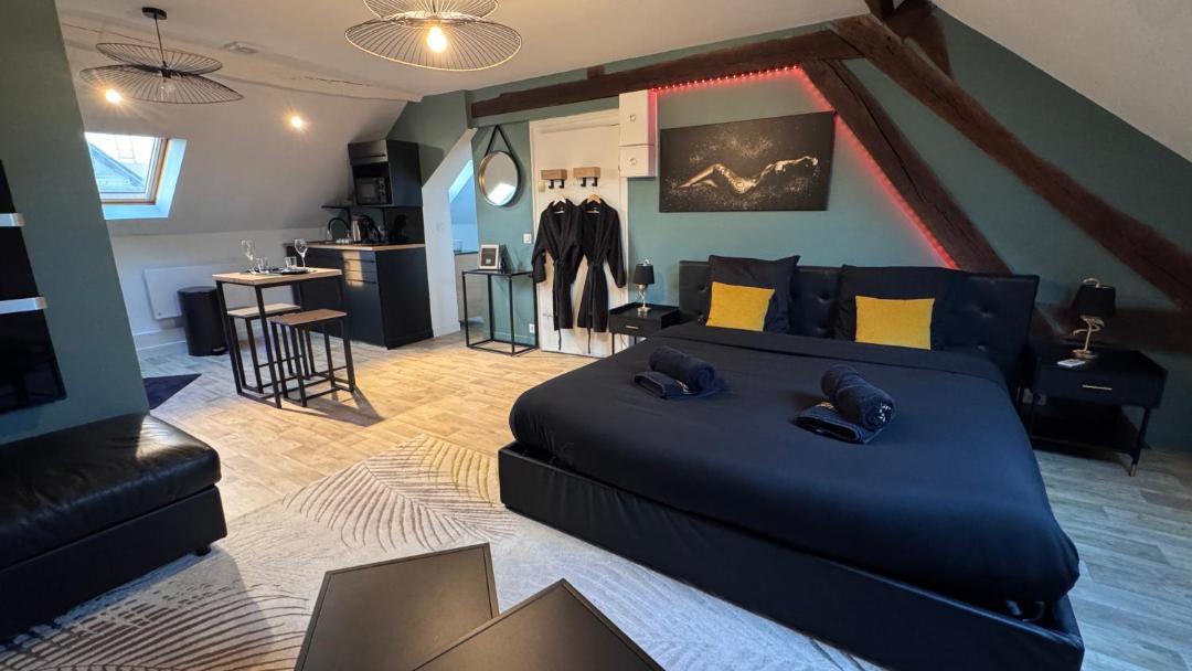 Photo of Bedroom in Brie-Comte-Robert