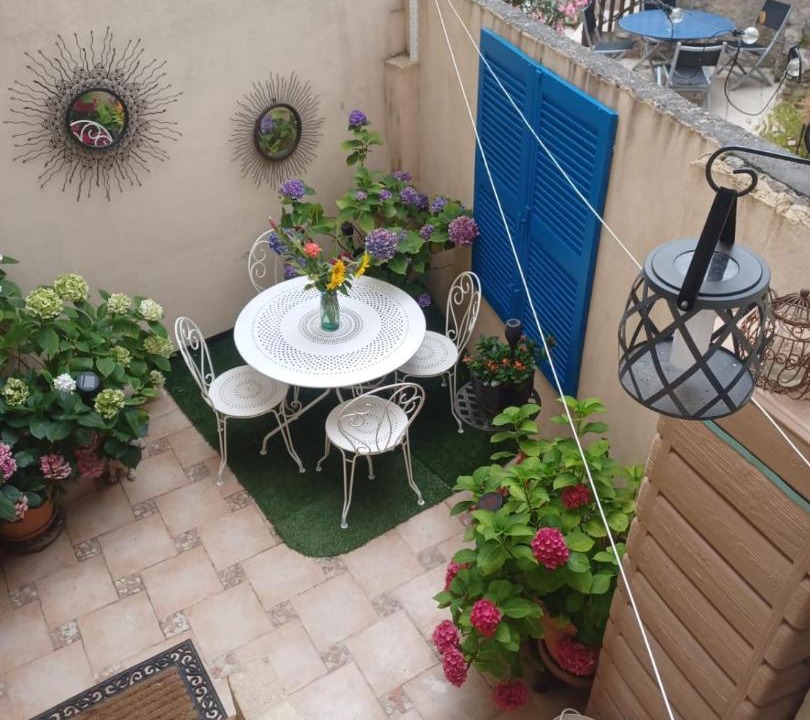 Photo of Patio Balcony in Follainville-Dennemont