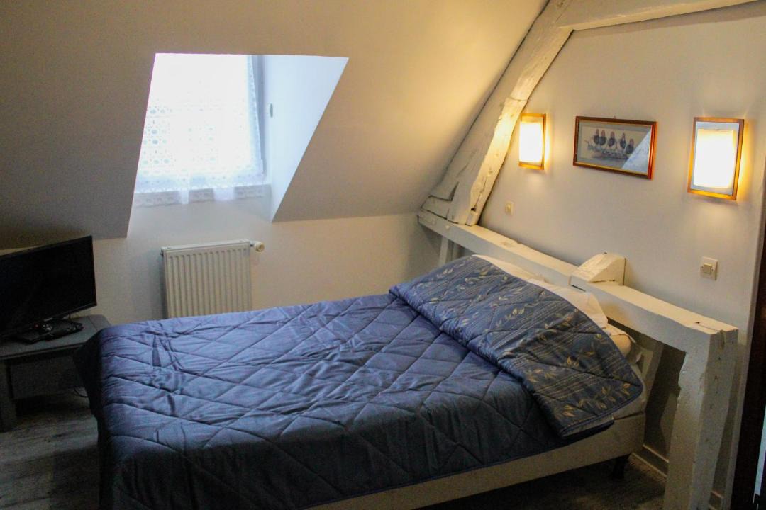 Photo of Bedroom in Forges-les-Eaux