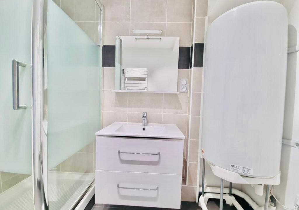 Photo of Bathroom in Betheny