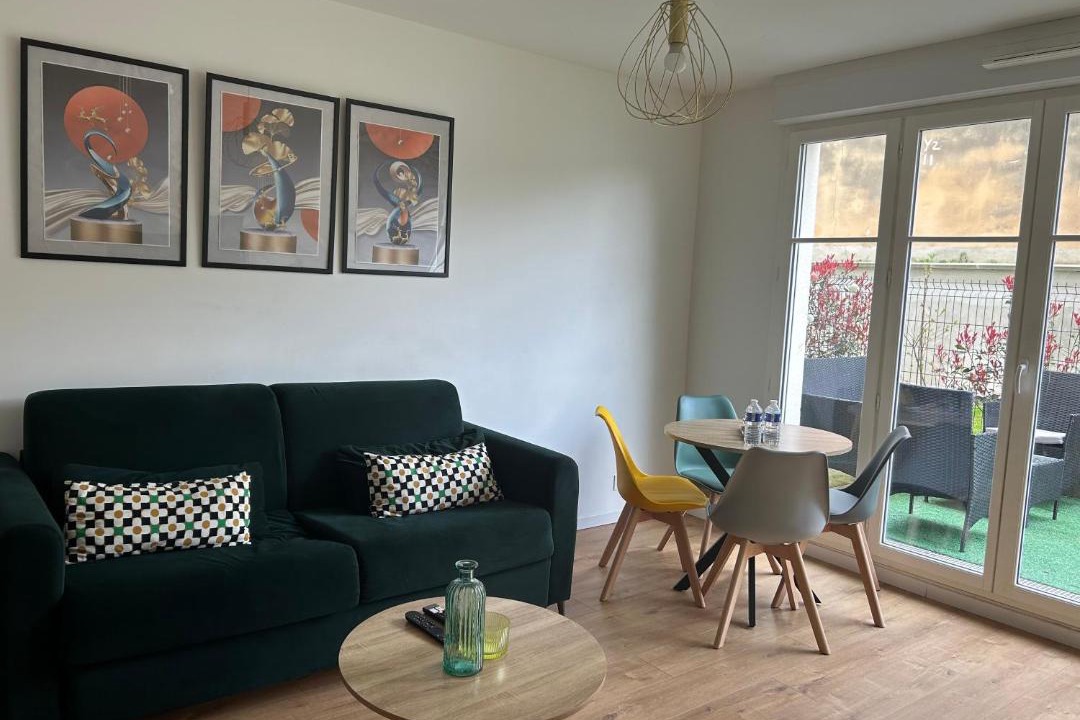 Photo of Livingroom in Melun