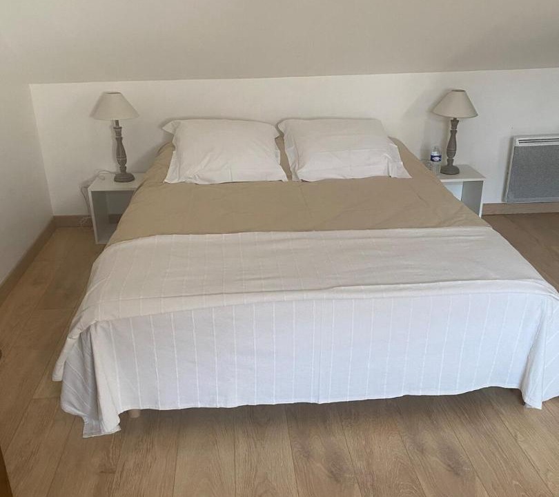 Photo of Bedroom in Baugy