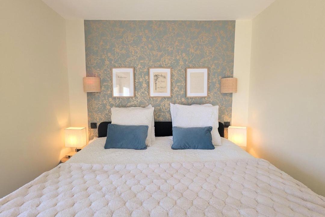Photo of Bedroom in Saint-Cyran-du-Jambot