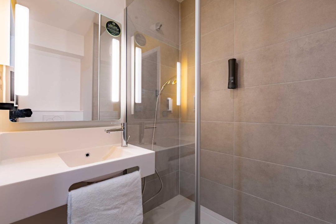 Photo of Bathroom in Onnaing