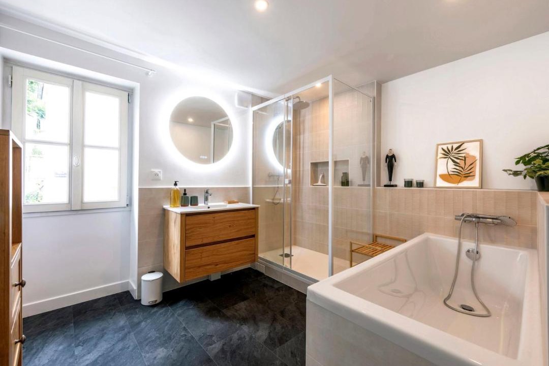 Photo of Bathroom in Auvers-sur-Oise