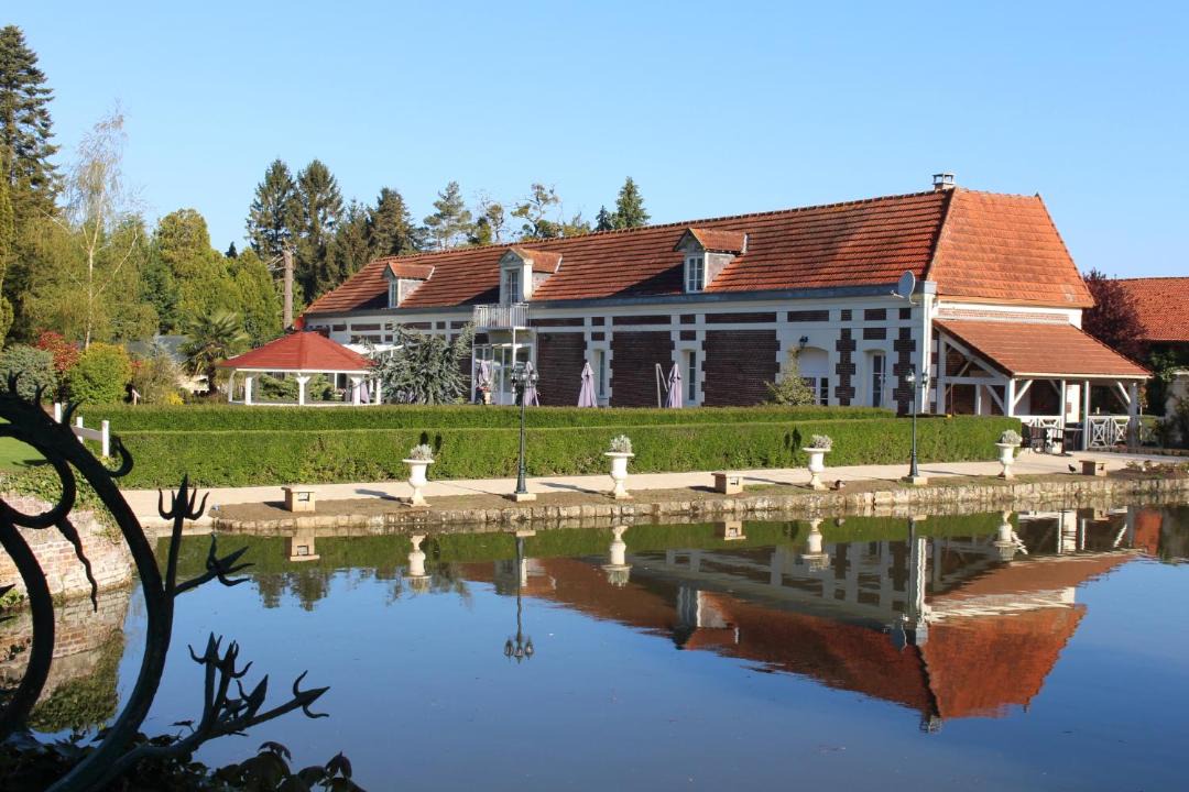 Photo of Others in Quesmy