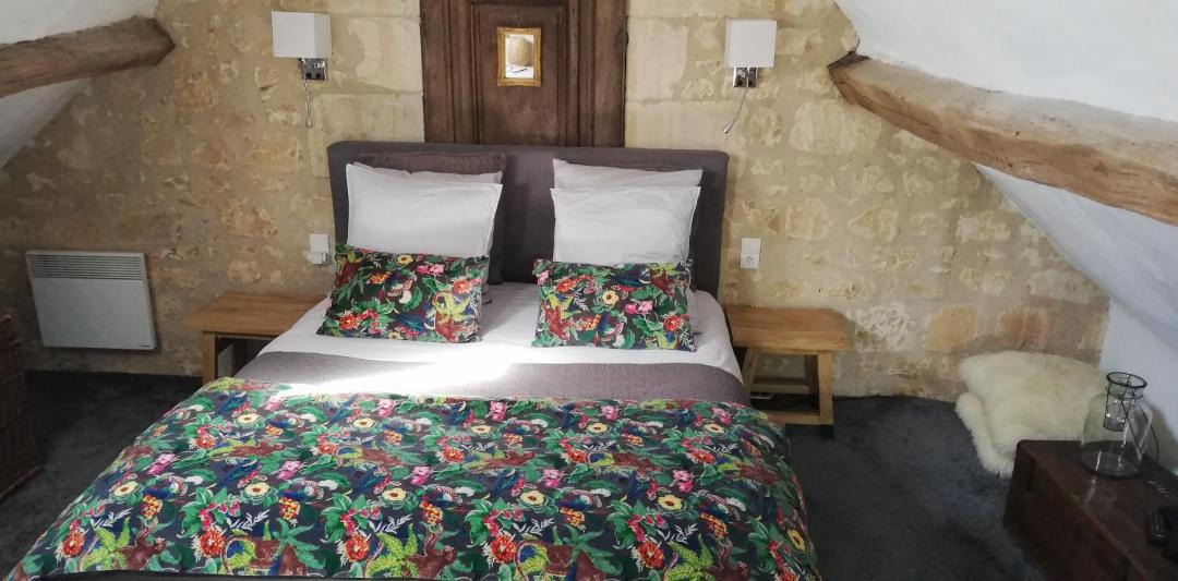 Photo of Bedroom in Chinon