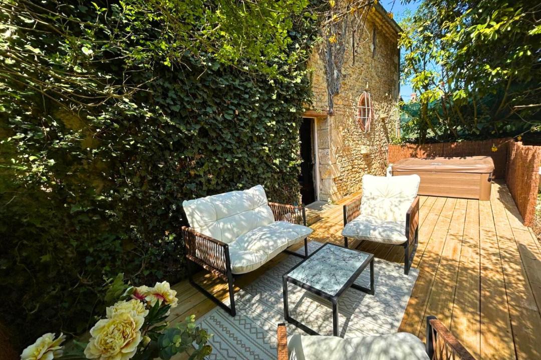 Photo of Patio Balcony in Pronleroy