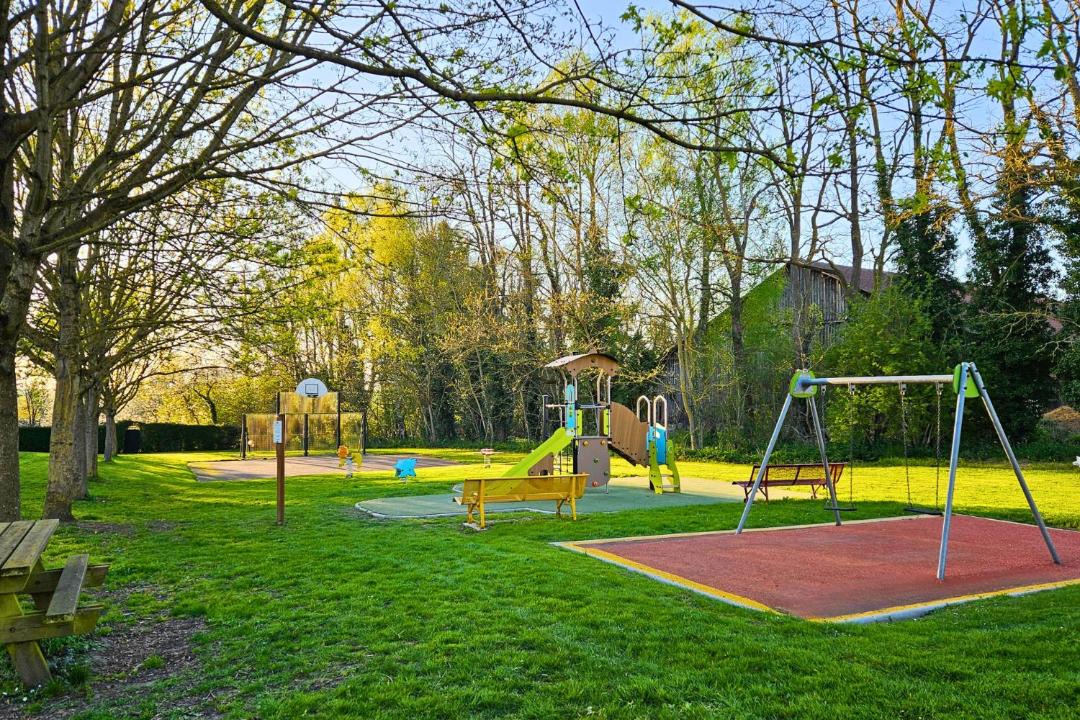 Photo of Outdoor in Pronleroy
