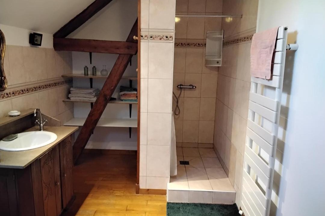 Photo of Bathroom in Saint-Eustache-la-Foret