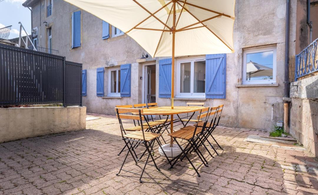 Photo of Patio Balcony in Paray-le-Monial