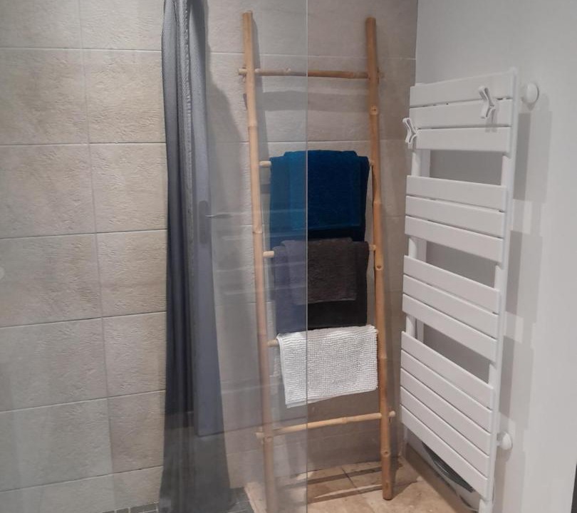 Photo of Bathroom in Montreuil-sur-Mer