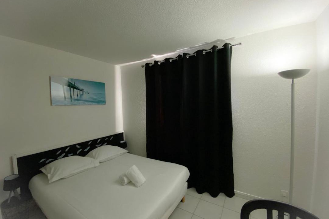 Photo of Bedroom in Port