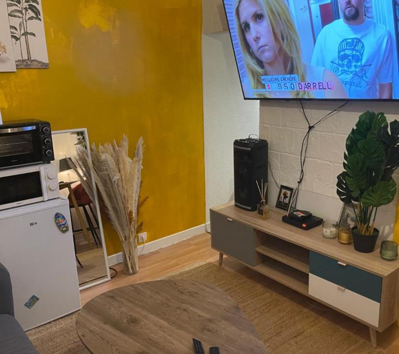 Photo of Livingroom in Creil